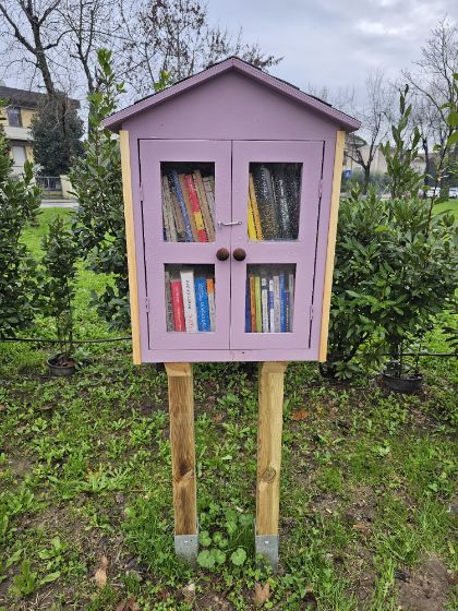 Inaugurazione delle casine di libri per il bookcrossing