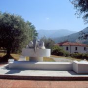 Monumento di Jorio Vivarelli - Fognano